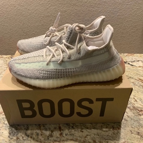 Adidas boost 350 V2 Citrin - Picture 2 of 5